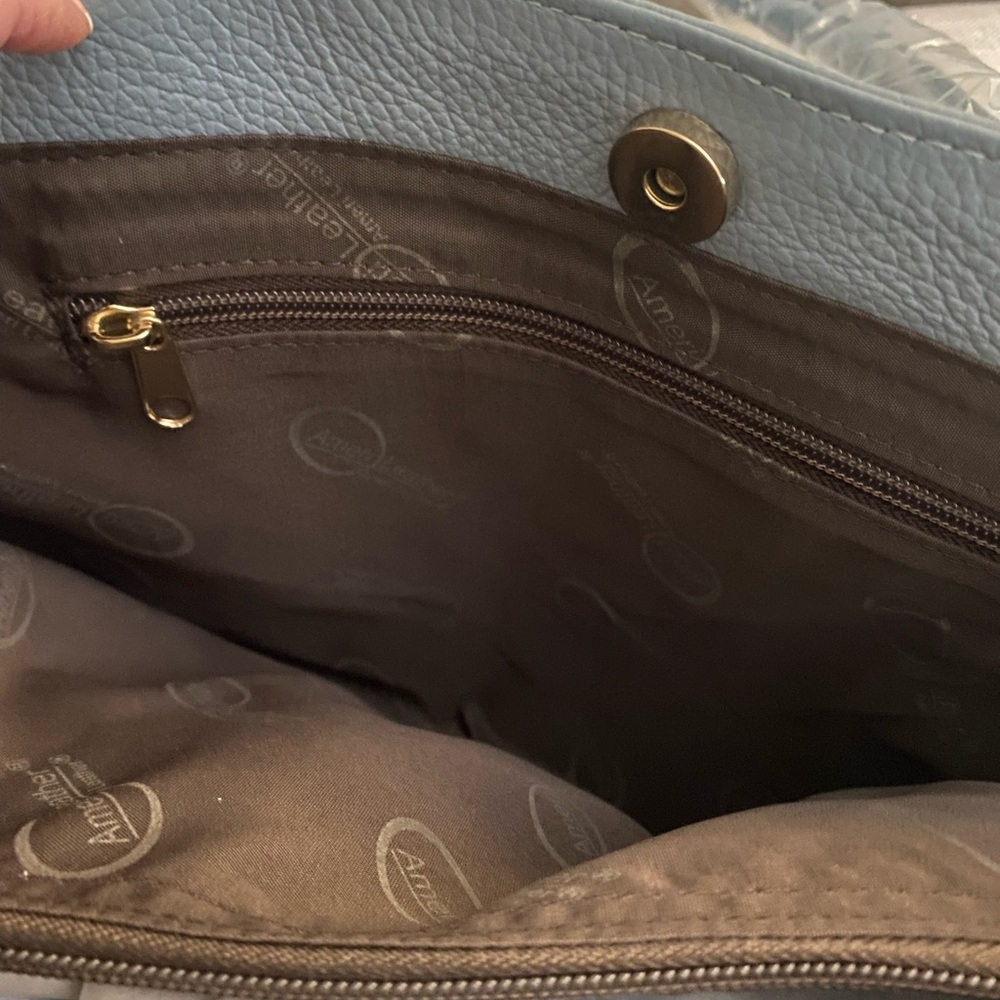 Ameri Leather Casual Handbag.Beautiful Light Blue. - image 2